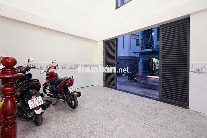 STUDIO FULL NỘI THẤT THANG MÁY NGAY GẦN NGÃ TƯ HÀNG XANH BÌNH THẠNN