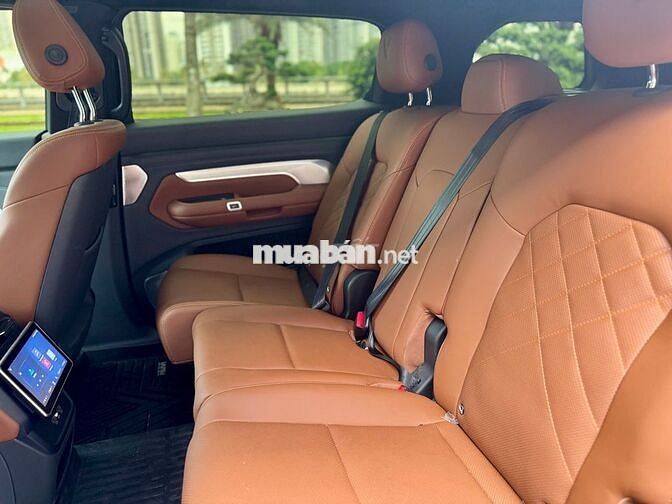 VinFast VF9 Plus 2024 - Màu xám - 8000km - Mua pin