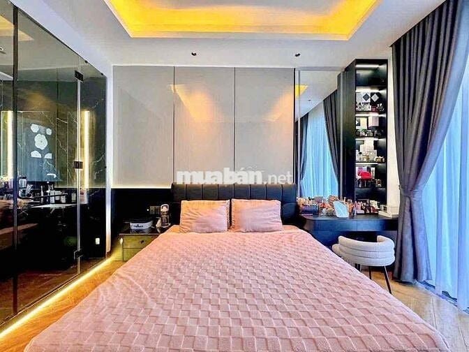 nhà đẹp 3 tầnng . lô nhì tân mỹ q7.