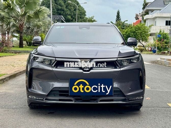 VinFast VF9 Plus 2024 - Màu xám - 8000km - Mua pin