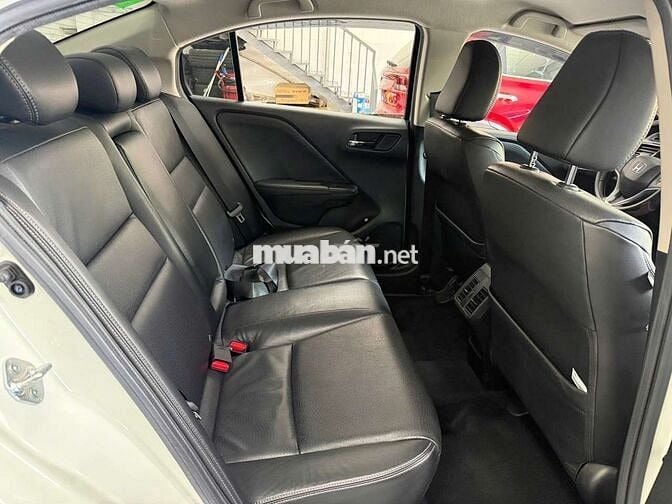 Honda City 2018 1.5TOP - 27000 km