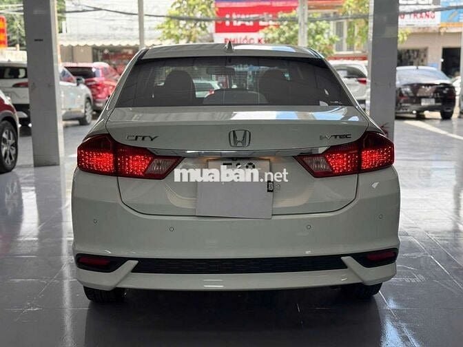 Honda City 2018 1.5TOP - 27000 km