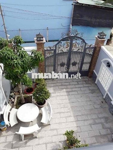 BIỆT THỰ NHÀ BÈ GẦN NHỈNH 10 tỷ - NỞ HẬU - HẺM XE HƠI QUAY ĐẦU