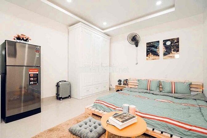 STUDIO FULL NỘI THẤT THANG MÁY NGAY GẦN NGÃ TƯ HÀNG XANH BÌNH THẠNN