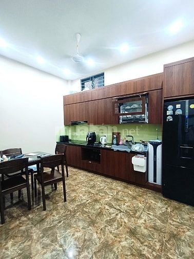 Bán nhà Kim Ngưu ngõ ô tô thông, Dt 48m2, 5t, giá 11.7 tỷ, kinh doanh.