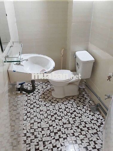 Phòng Gác, Cửa Sổ, Tân Sơn Nhì, Ở Được Nhiều Người.