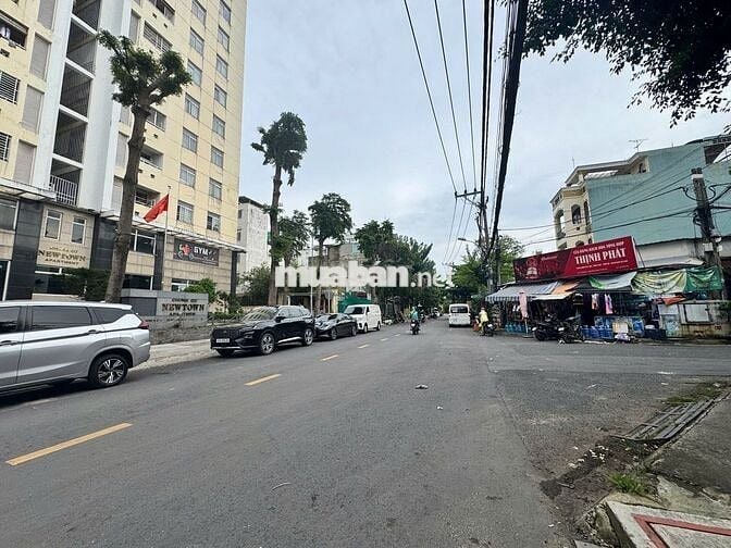 Bán gấp căn hộ Newtown Apartment ngay Gigamall, Đường số 18 giá 3,3 tỷ