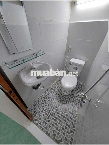 Phòng Gác, Cửa Sổ, Tân Sơn Nhì, Ở Được Nhiều Người.