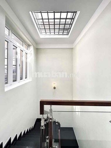 Nhà ở 64m2, 5tầng BTCT, 5PN đường Điện Biên Phủ
