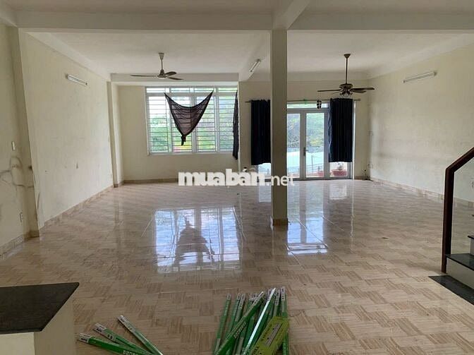 CHO THUÊ NHÀ XƯỞNG DTSD 480m2. GẦN KCN TÂN BÌNH