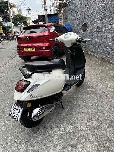 VESPA 50cc FULL LED BSTP 2022 5k km