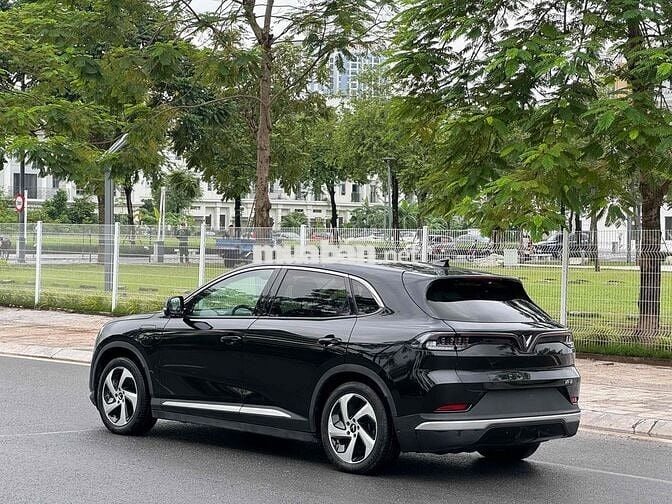 VF8 Eco 2023 Mua Pin Catl giảm 70tr đổi xe xăng