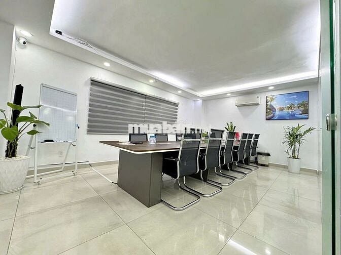 SIÊU PHẨM NHÀ ĐẸP - SÁT HÀ ĐÔ CENTROSA - 188B Đường 3/2 - 6x16m 4 Tầng