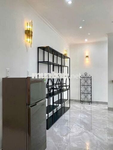 🏡BIỆT THỰ CHO THUÊ MT NGUYỄN TRỌNG TUYỂN_8,5X19M, TRỆT 3 LẦU,Gara Ô TÔ