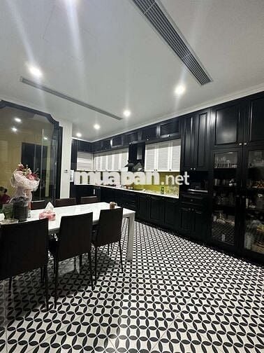 NGUYỄN TRÃI - BIỆT THỰ HIỆN ĐẠI - 98M2 CHỈ 23.5 TỶ