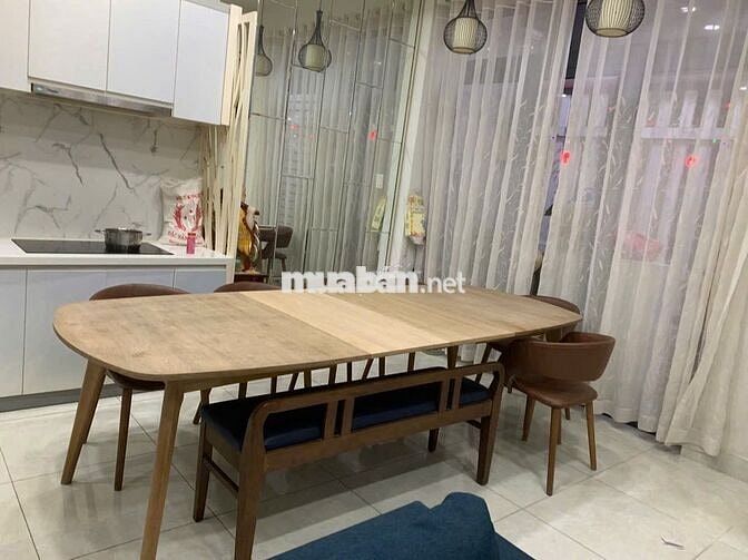 Bán nhà Âu Dương Lân( DT:40.1 m2, DTSD: 140m2 ,3 phòng ngủ, 3 WC)