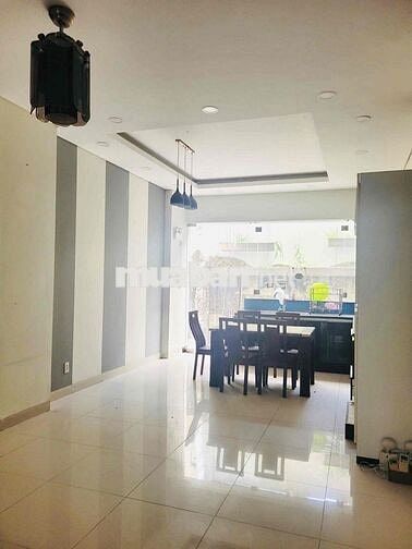 Nhà nguyên căn cho thuê trong kdc phú lợi p7 q8 3643 phạm thế hiển