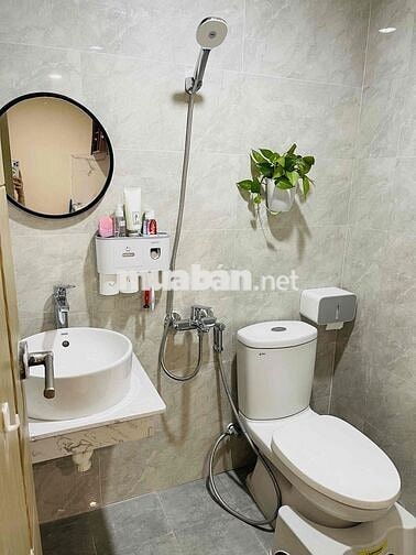 Bán căn chung cư Nest Home view pháo hoa quốc tế