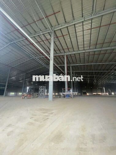 Cho thuê 6500m + 6800m nhà xưởng mới hoàn thiện tân uyên bình dương