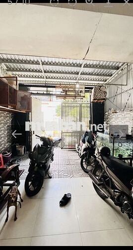 Vị trí mặt tiền đường khu dân cư hiện hữu. Dân trí cao so Hồng riêng