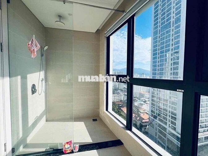 Goldcoast toà nam căn 2pn chỉ 7.4 tỷ