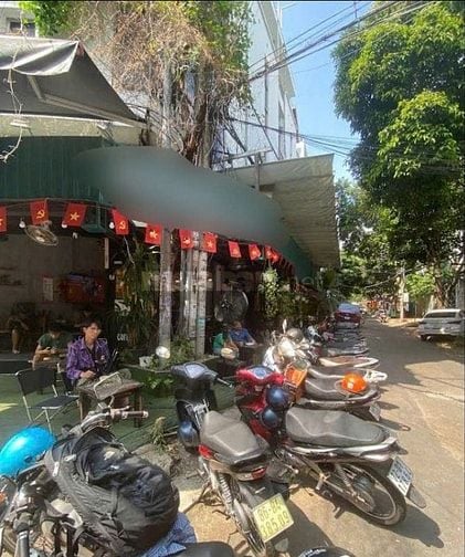 Sang quán cafe góc 2 mặt tiền – Phường 25, Bình Thạnh