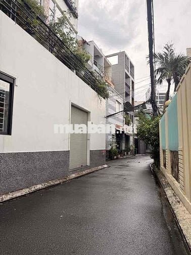 trung tâm phú Nhuận 48m2 (3 tầng ) 6 tì 8 tl di chuyen san bay 5 phút
