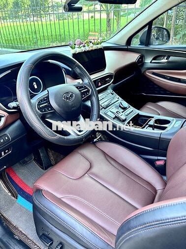 Hyundai Santa Fe 2023 2.5 Xăng Cao Cấp - 4000 km