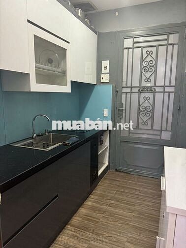 3 TỶ (TL) SỞ HỮU CHUNG CƯ QUẬN 1 - MẶT TIỀN CỐNG QUỲNH - NHÀ MỚI ĐẸP