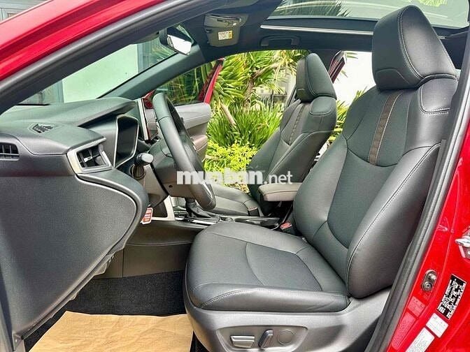 Toyota Corolla Cross 2025 1.8V - Siêu lướt 2.700km