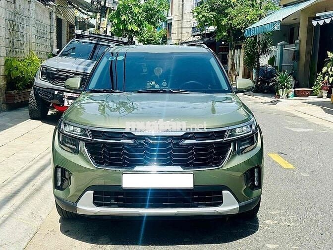 Kia Seltos 2024 Luxury 1.5 AT - 16000 km