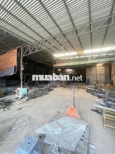 Cho thuê xưởng 800n2,MT đường xe cont,gần CX 75,Trảng Dài