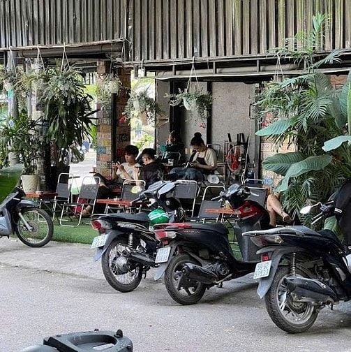 Sang quán cafe góc 2 mặt tiền – Phường 25, Bình Thạnh