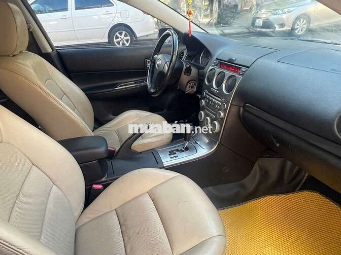 Bán xe mazda6 số tự động