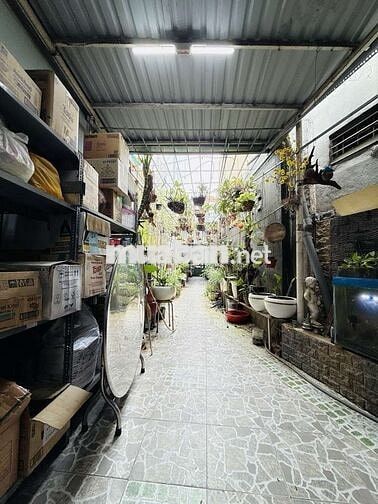 💥 HẺM 8M XE HƠI VÔ NHÀ
 - 2 TẦNG - AN NINH (3M x 30M)
💰 Chỉ 8,X Tỷ