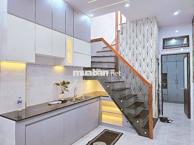 Nhà xây mới nội thất đầy đủ tiện nghi đường trần bá giao