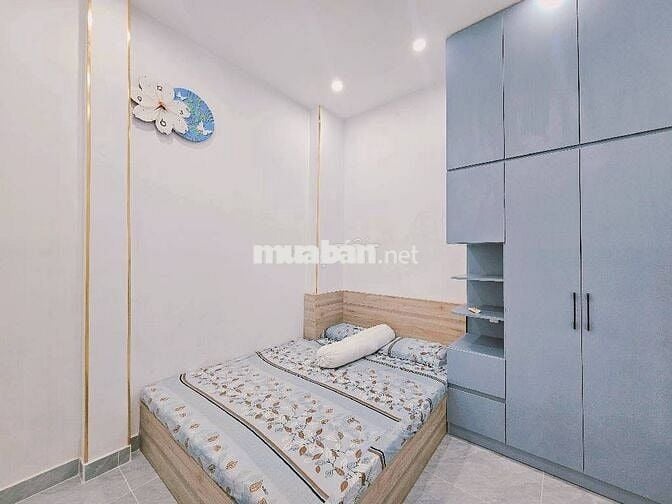 Nhà xây mới nội thất đầy đủ tiện nghi đường trần bá giao