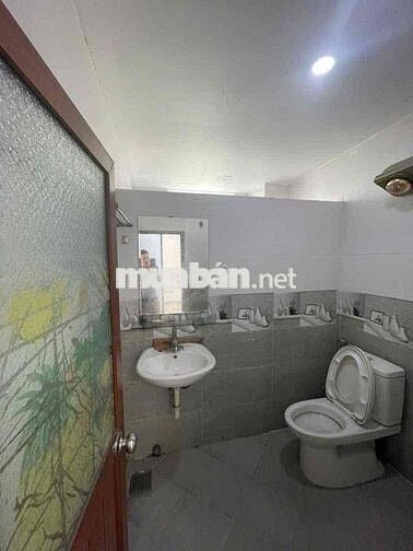 Bán căn hộ KĐT mới Việt Hưng,DT 80m,2PN,hơn 3 tỷ.