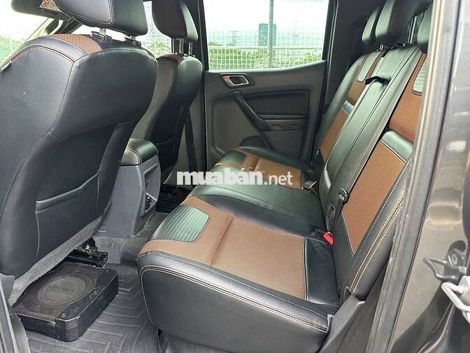 Ford Ranger Wildtrak 2017 nhập khẩu 5 chỗ