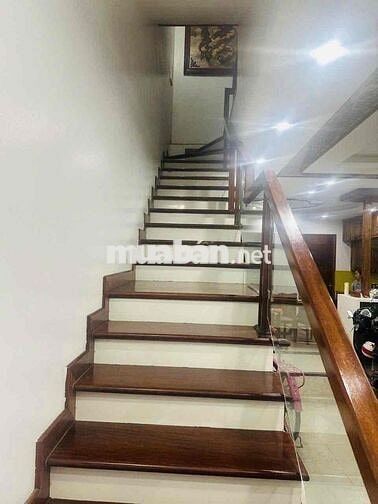La Casta Văn Phú 75m2 mt 5,4m nhà sửa mới đẹp, đồ gỗ cao cấp, giá 23 t