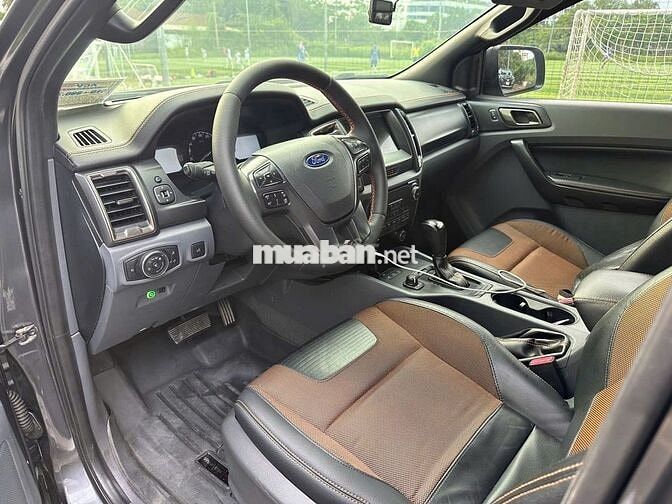 Ford Ranger Wildtrak 2017 nhập khẩu 5 chỗ