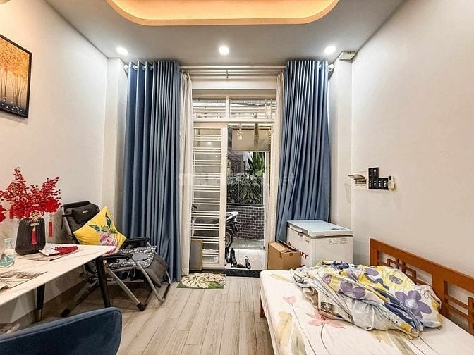 BÁN NHÀ 4 TẦNG-40M2-CHỢ NGUYỄN ĐÌNH CHIỂU-P4-PHÚ NHUẬN