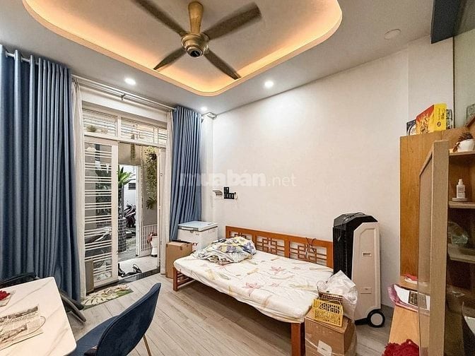 BÁN NHÀ 4 TẦNG-40M2-CHỢ NGUYỄN ĐÌNH CHIỂU-P4-PHÚ NHUẬN