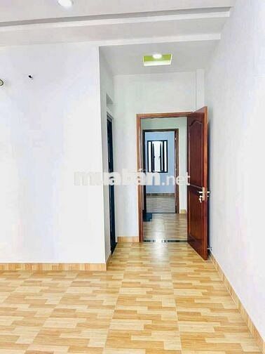 Nhà HƯƠNG LỘ 2 [4x13, 3 lầu, 4pn, 5toilet] 15tr/tháng