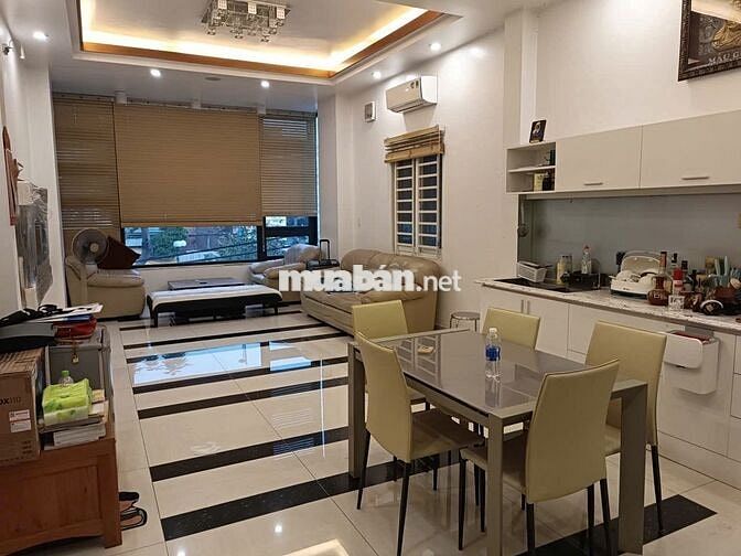 Chính chủ cho thuê tòa nhà 5 Tầng mặt tiền cực Vip Đồng Đen Tân Bình
