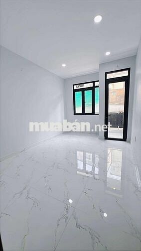 HOÀNG DIỆU Q4- HẺM OTÔ - 34m2 -3 LẦU ĐÚC KO QH- CHỈ 6 TỶ NHỈNH