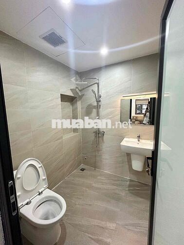 KHAI TRƯƠNG TOÀ CCMN MỚI TINH NGAY MẶT PHỐ ĐỘI CẤN