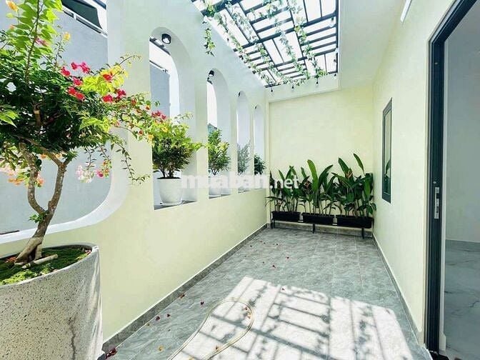 Cho thuê nguyên căn nhà phố Full Nội Thất, Thống Nhất p16 Gò vấp
