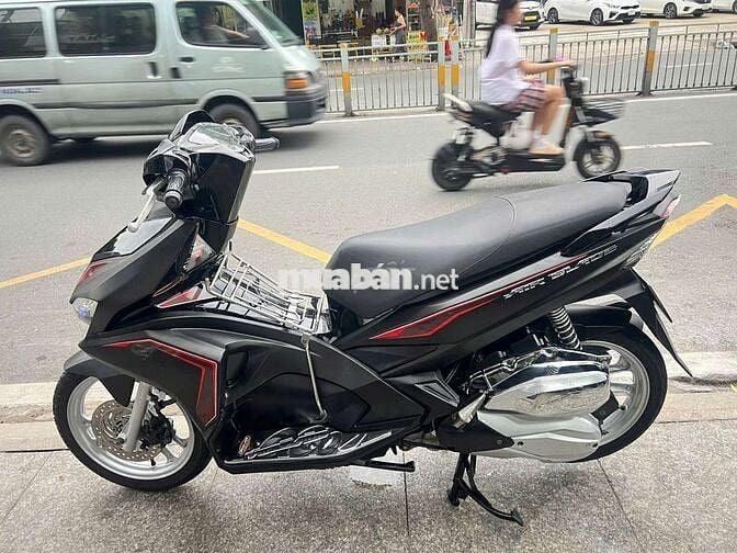 Honda air blade 2017 mới 90% Bstp chính chủ