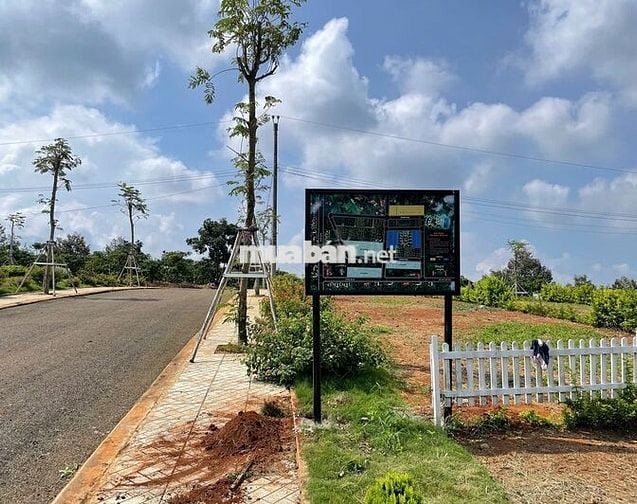 Nền BT 10*30, DiLinh Lâm Đồng cách QL20 2km. Cách CT DG-LK 3km. 656 tr